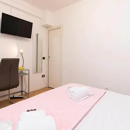 Pelige 3 Yourhosthelper Appartement *